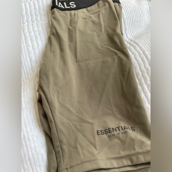ESSENTIALS x Fear of god, Women’s Biker Shorts - Picture 4 of 7